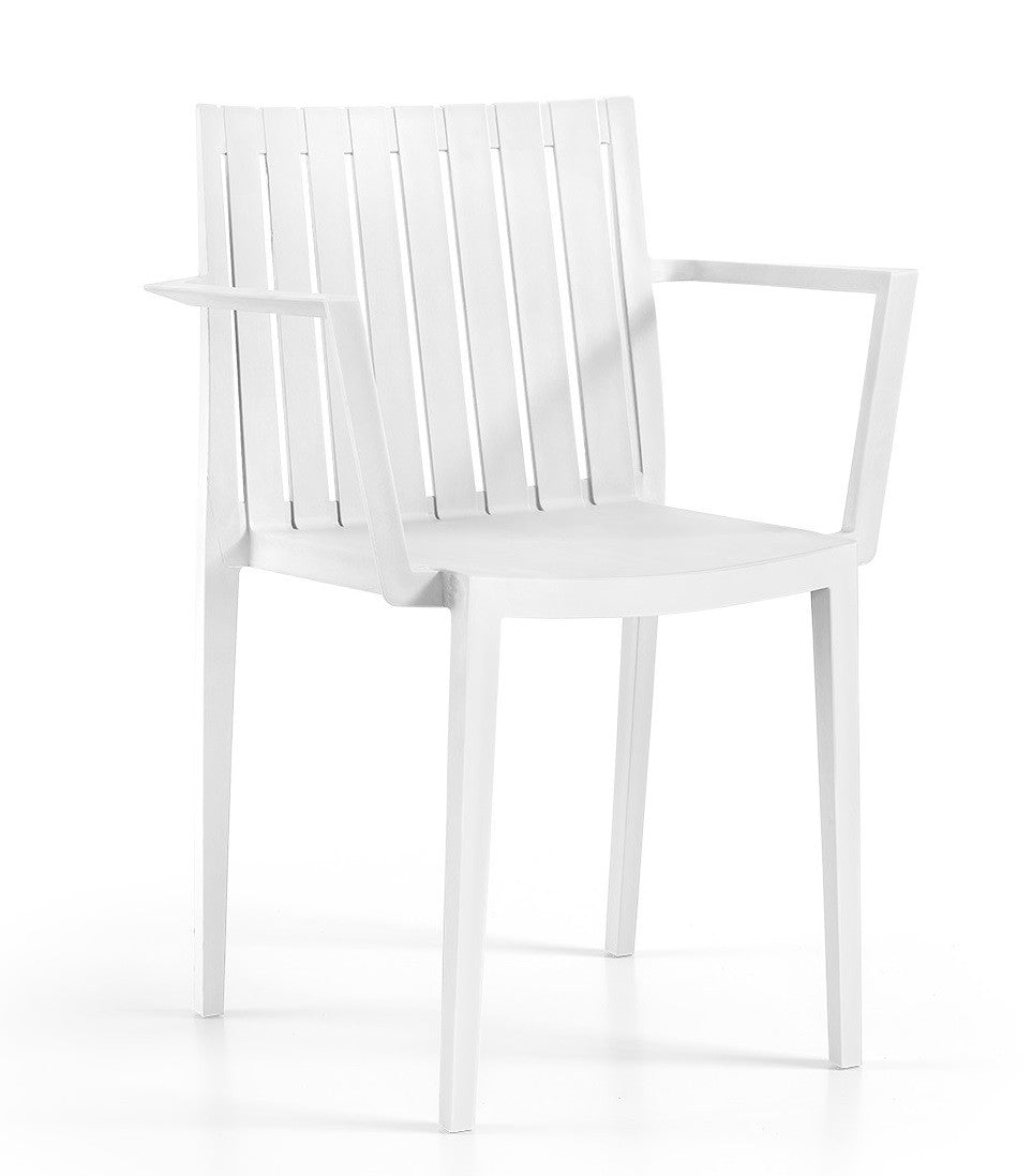 Sillón de diseño apilable modelo CHOPIN en color blanco, fabricado en polipropileno reforzado con fibra de vidrio para exterior e interior de Muebles Mercatoro