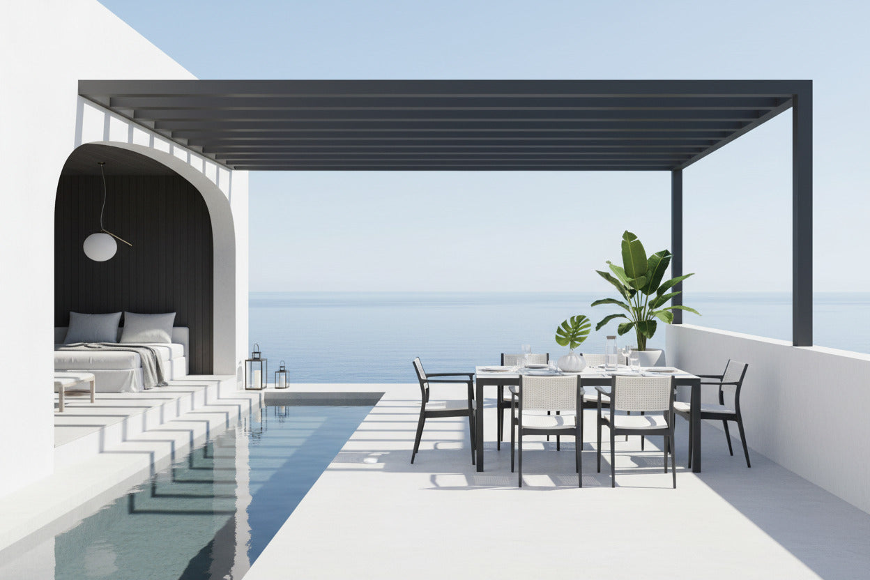 Sillón apilable de polipropileno antracita y blanco para terraza de diseño moderno en Cabo Roig