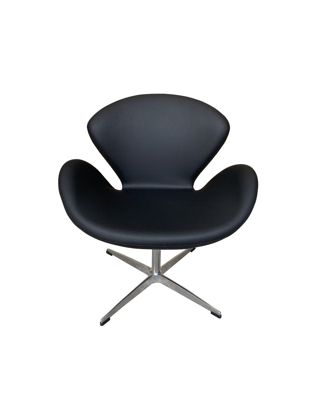 Sillón giratorio SW en similpiel negra con base de aluminio ligera y resistente — actitud urbana, elegancia contemporánea y disponible en otros colores bajo pedido.