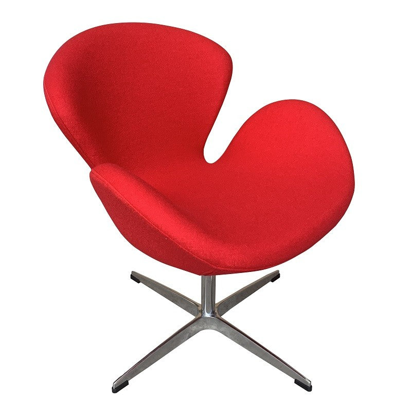 Sillón de diseño giratorio en tejido cachemira rojo con base de aluminio