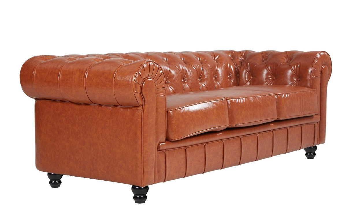 Sofá de 3 plazas tapizado en similpiel cuero vintage marrón, diseño retro ideal para salones exclusivos en Cabo Roig